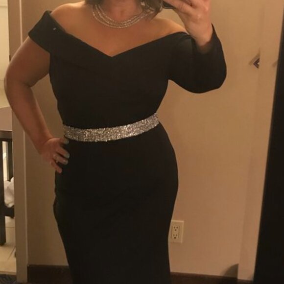 Black Off-Shoulder Formal Gown One-Sleeve Draped Neckline Size XL - Picture 5 of 10